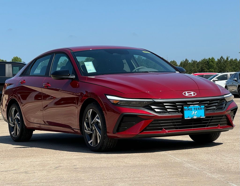2025 Hyundai Elantra SEL - Photo 7