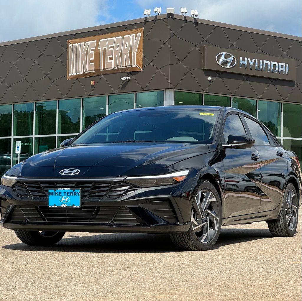 New 2025 Hyundai Elantra SEL Sport