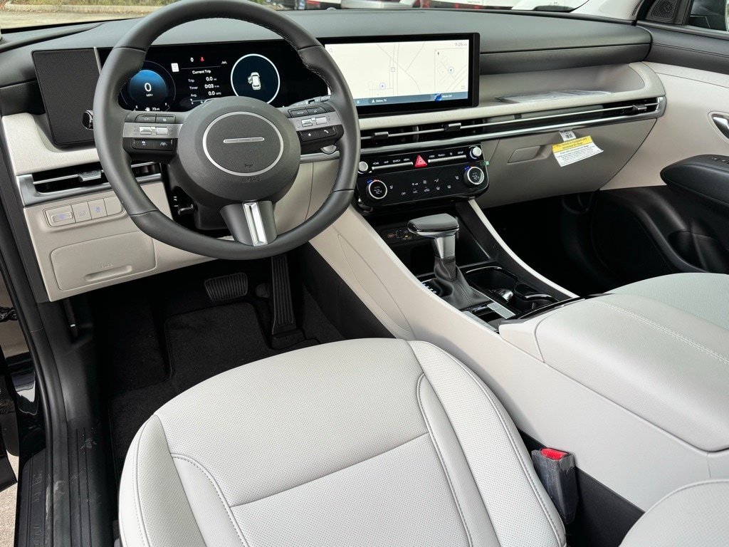 New 2026 Hyundai Tucson SEL Premium FWD SUV