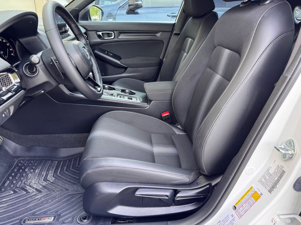 2024 Honda Civic Hatchback Sport - Photo 7