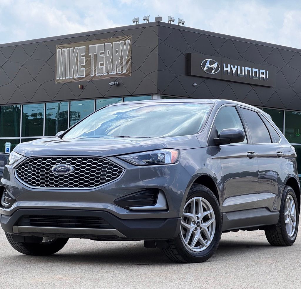 2024 Ford Edge SEL AWD's photo