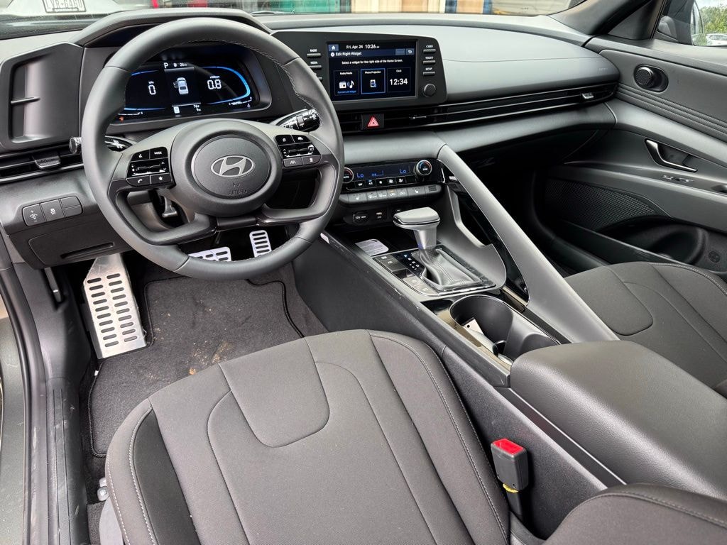 New 2026 Hyundai Elantra SEL Sport Premium Sedan