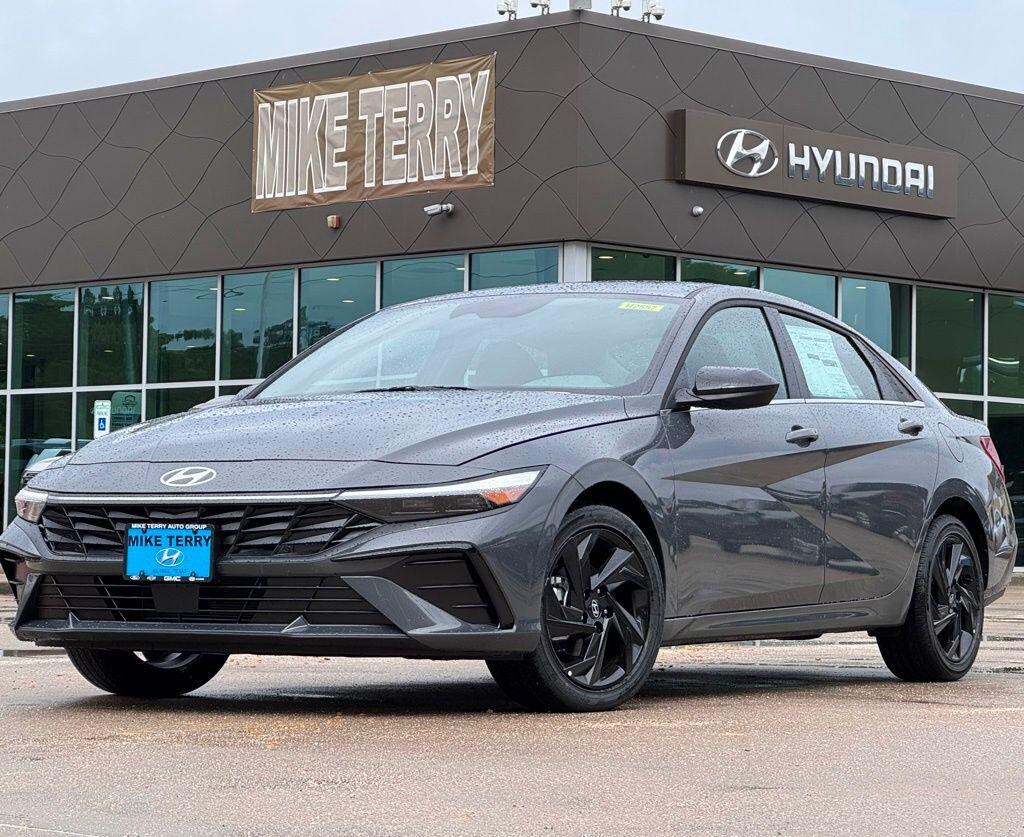 New 2026 Hyundai Elantra SEL Sport Premium Sedan