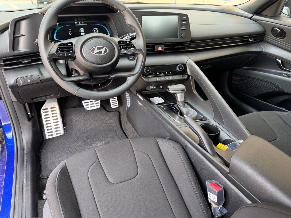 New 2026 Hyundai Elantra SEL Sport Sedan