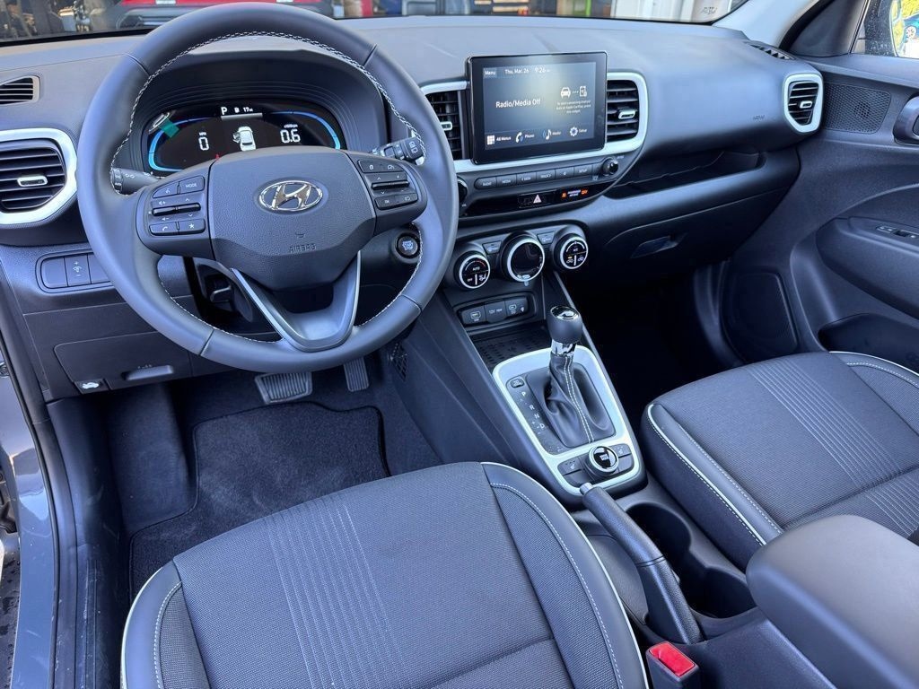 New 2026 Hyundai Venue SEL w/Two-Tone Roof SUV