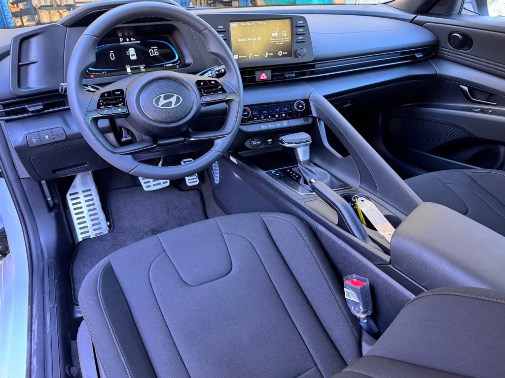 New 2026 Hyundai Elantra SEL Sport Sedan