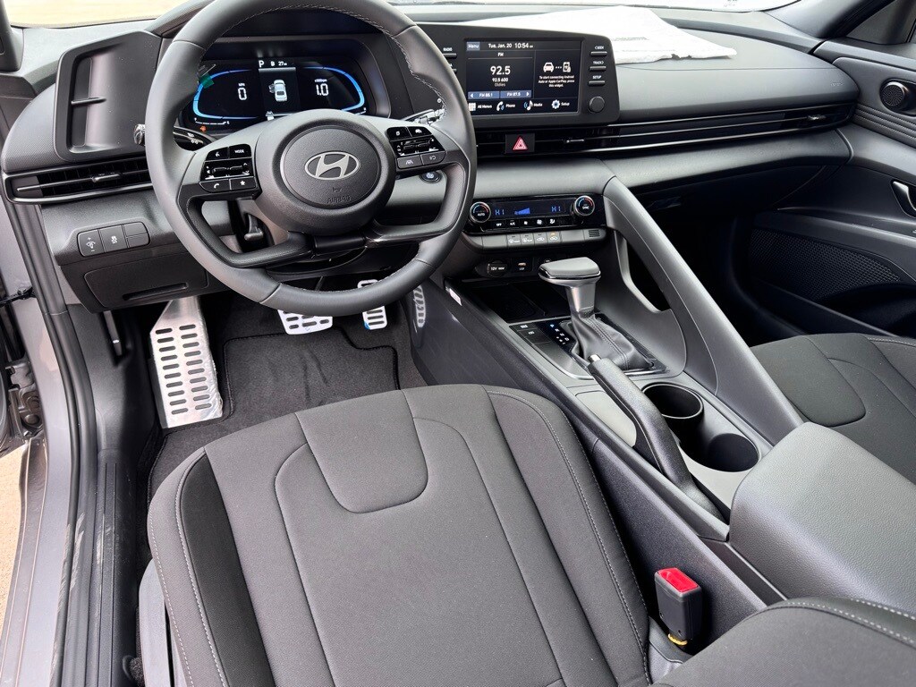 New 2026 Hyundai Elantra SEL Sport Sedan