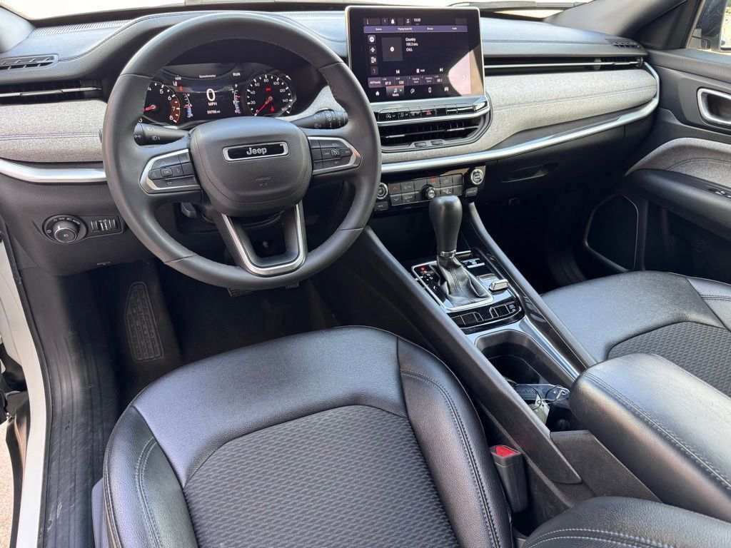 Used 2024 Jeep Compass Latitude with VIN 3C4NJDBN6RT606129 for sale in Silsbee, TX