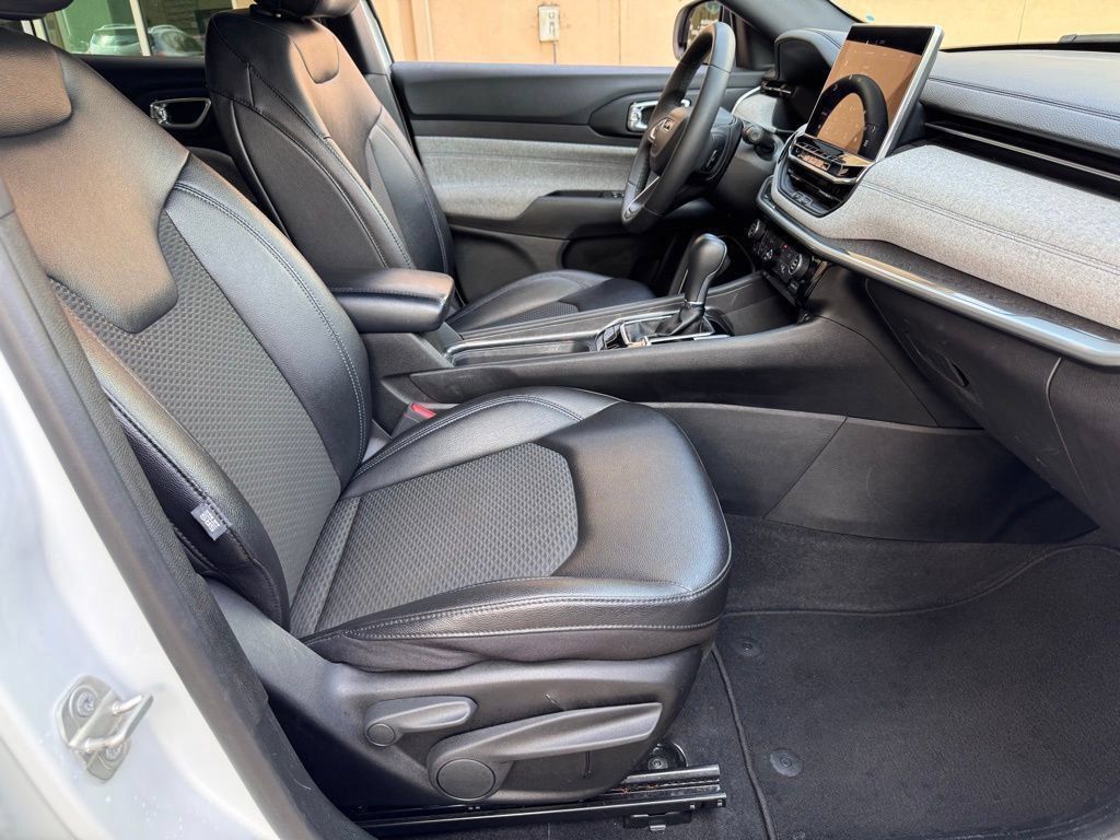 2024 Jeep Compass Latitude - Photo 16