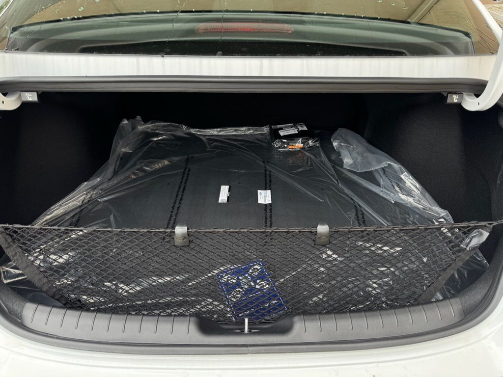 2025 Hyundai Elantra Blue - Photo 13