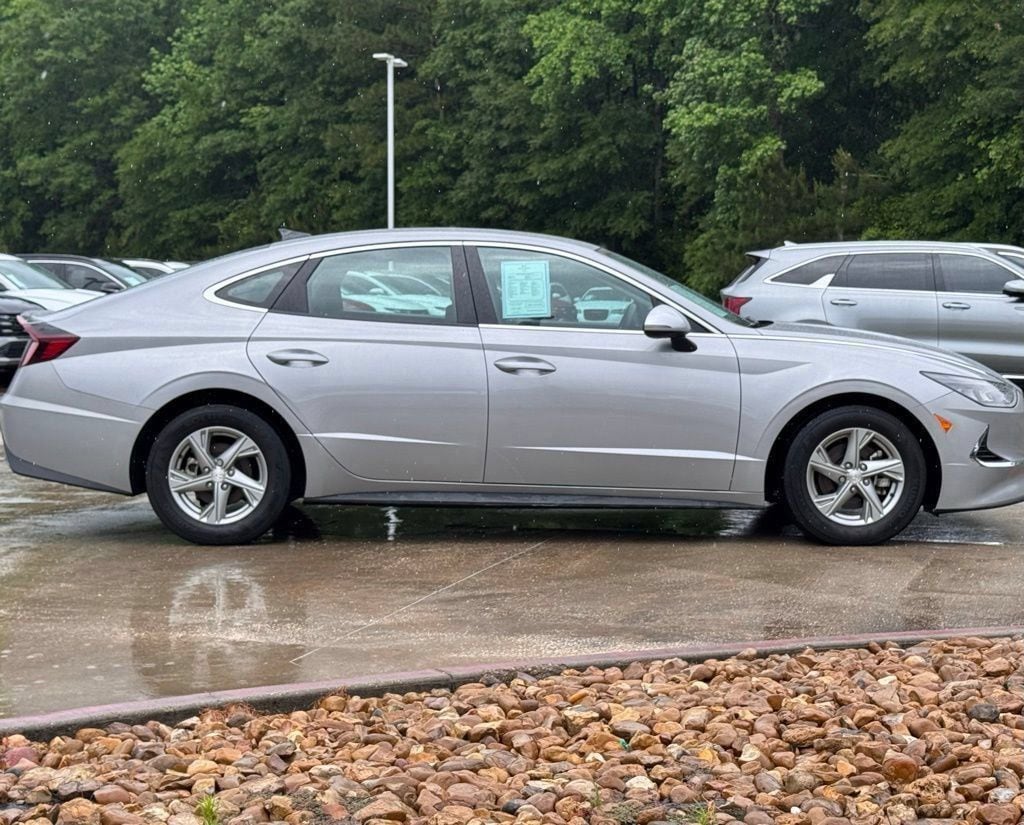 2023 Hyundai Sonata SE - Photo 10