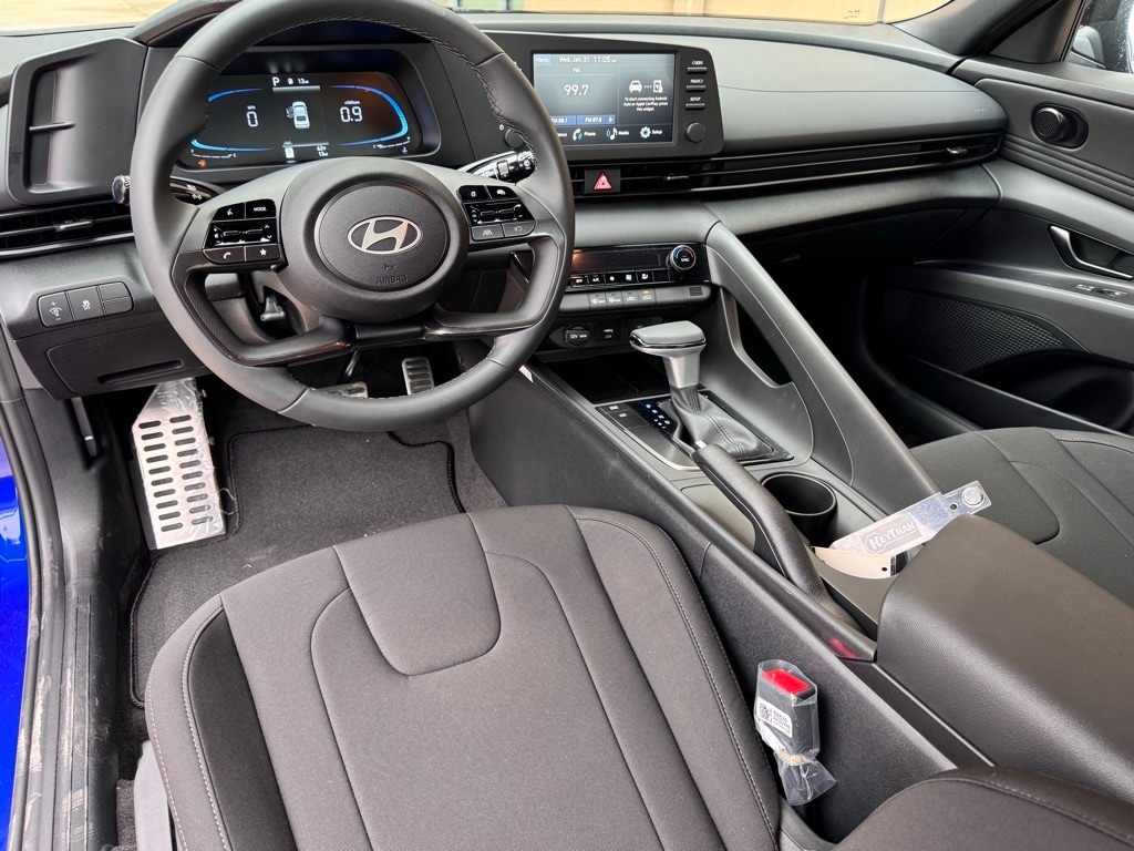 New 2026 Hyundai Elantra SEL Sport Sedan