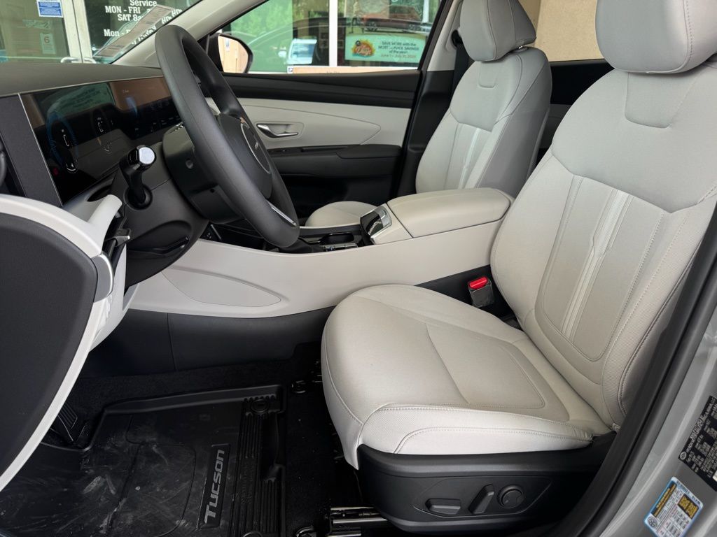 2025 Hyundai Tucson SEL - Photo 9