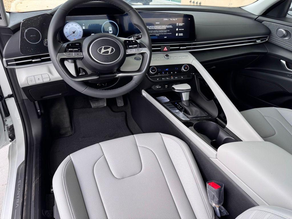 New 2026 Hyundai Elantra Limited Sedan