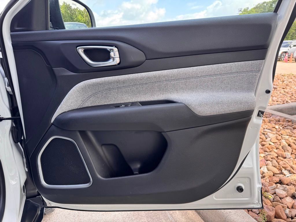 2024 Jeep Compass Latitude - Photo 18