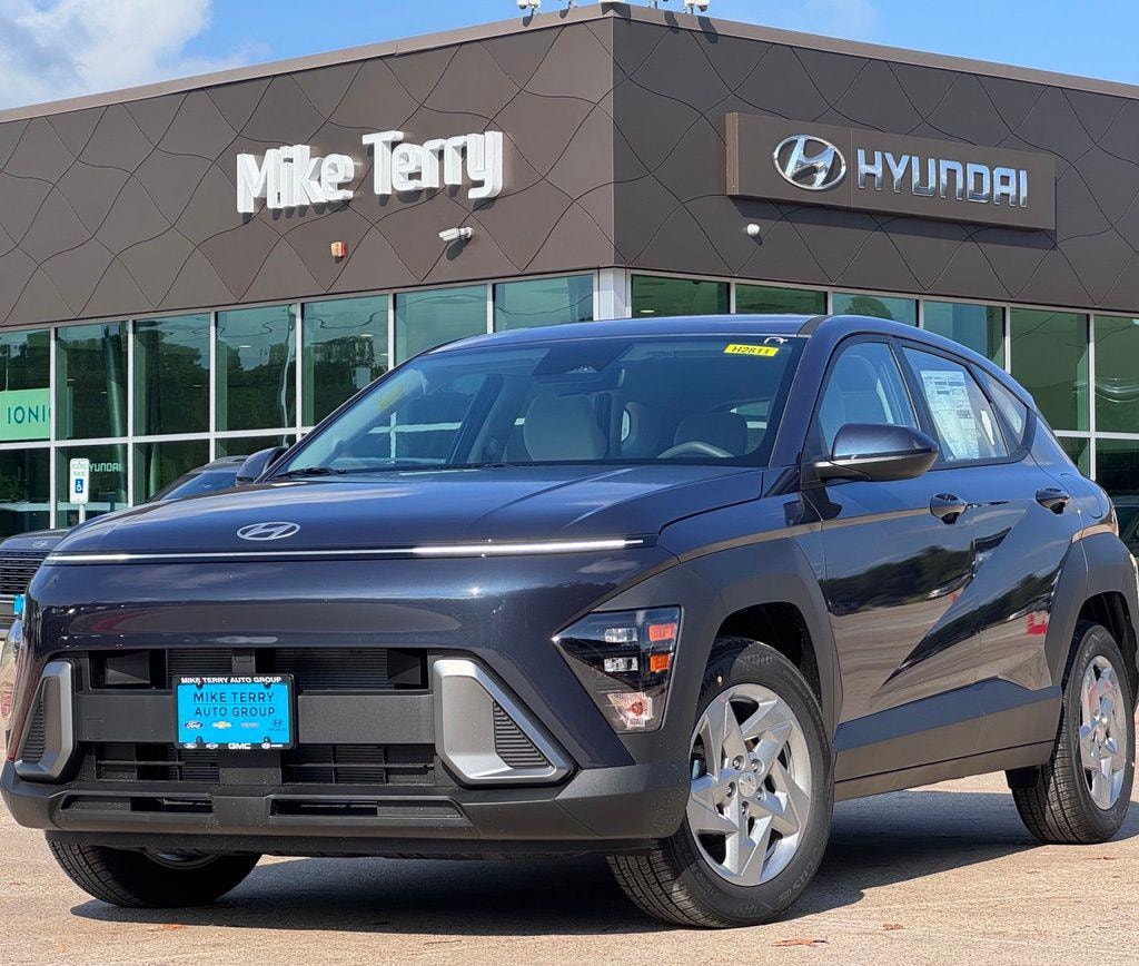 New 2027 Hyundai Kona SE FWD SUV