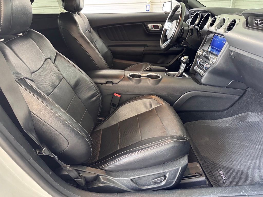 2020 Ford Mustang GT Premium - Photo 17
