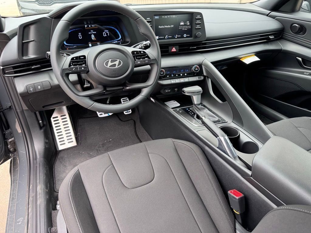 New 2026 Hyundai Elantra SEL Sport Sedan