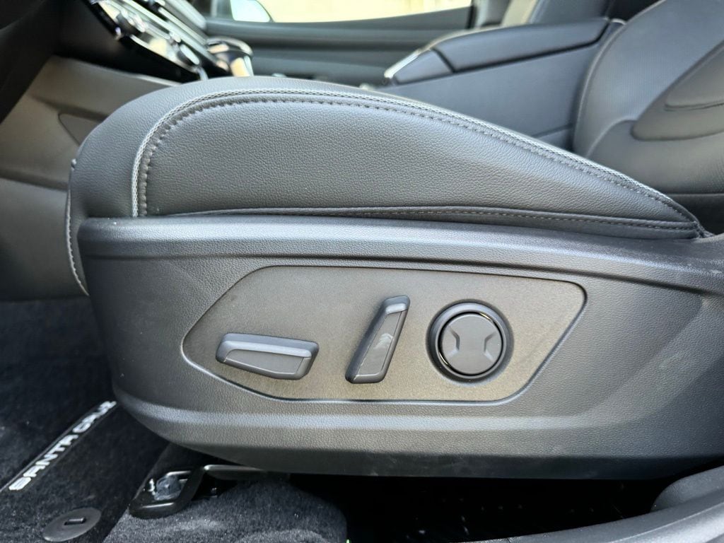 2025 Hyundai Santa Cruz Limited - Photo 9