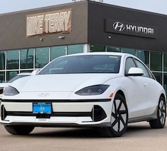 2025 Hyundai IONIQ 6 SE Sedan