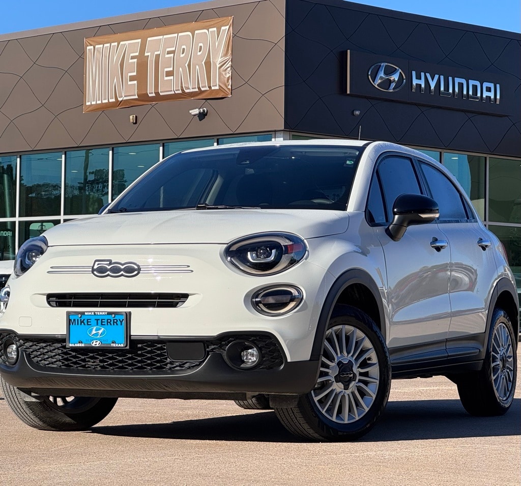 2023 FIAT 500X Pop's photo