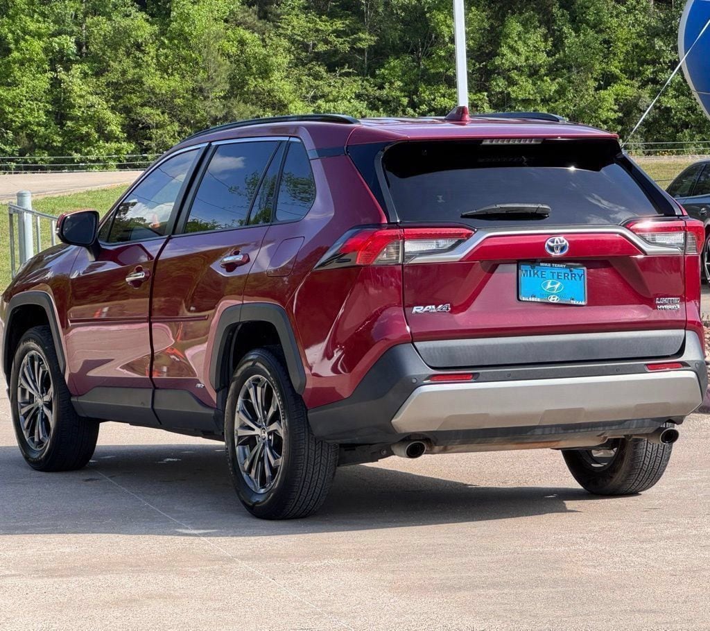 2022 Toyota RAV4 Limited - Photo 24