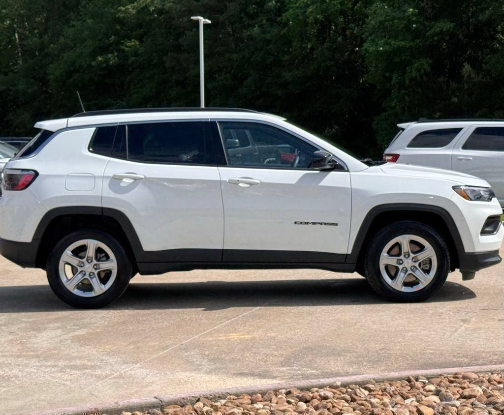 2024 Jeep Compass Latitude - Photo 9