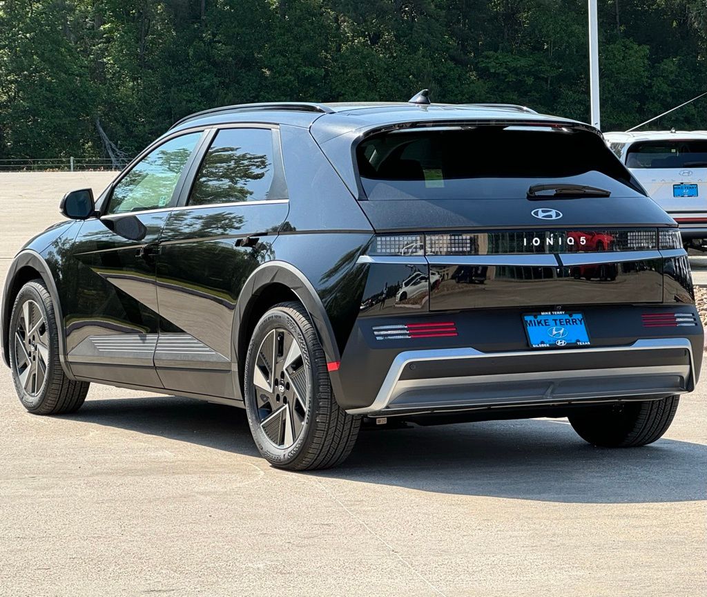 2025 Hyundai IONIQ 5 SEL - Photo 13