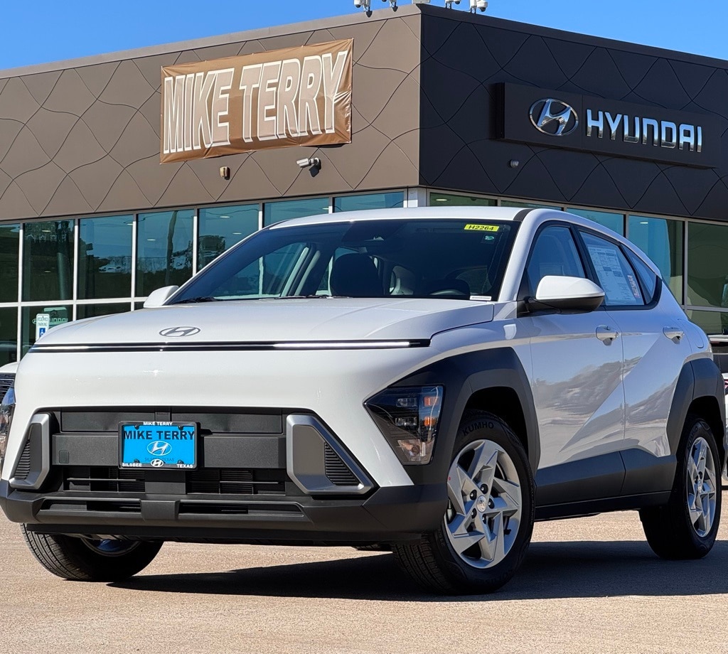 2026 Hyundai Kona SE's photo
