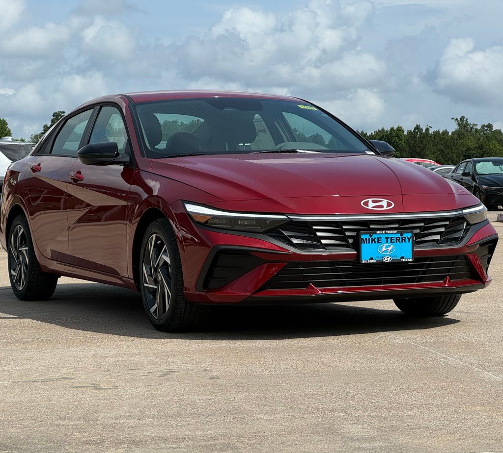 2025 Hyundai Elantra SEL - Photo 7