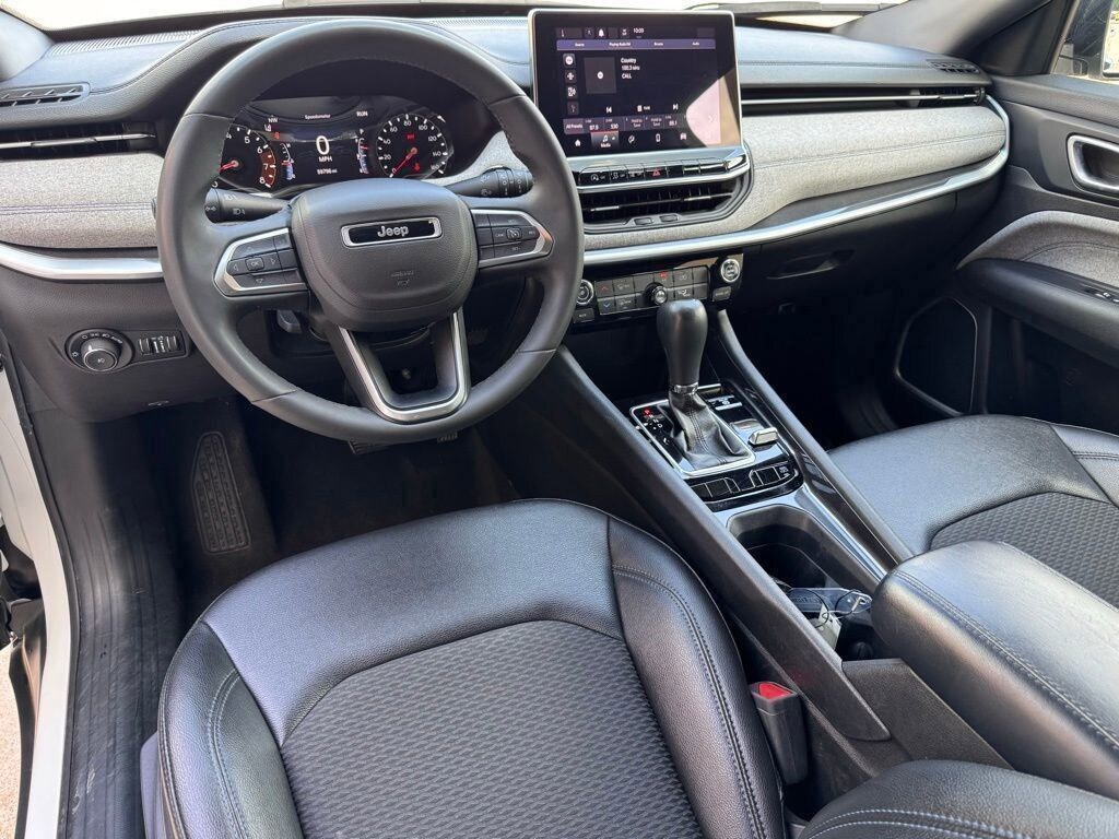 Used 2024 Jeep Compass Latitude SUV