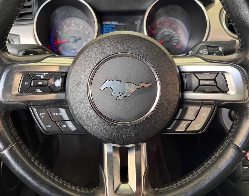 2020 Ford Mustang GT Premium - Photo 7