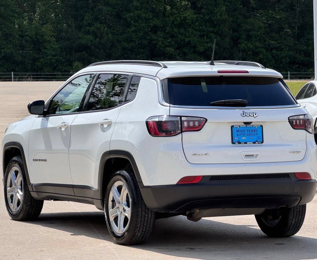 2024 Jeep Compass Latitude - Photo 11