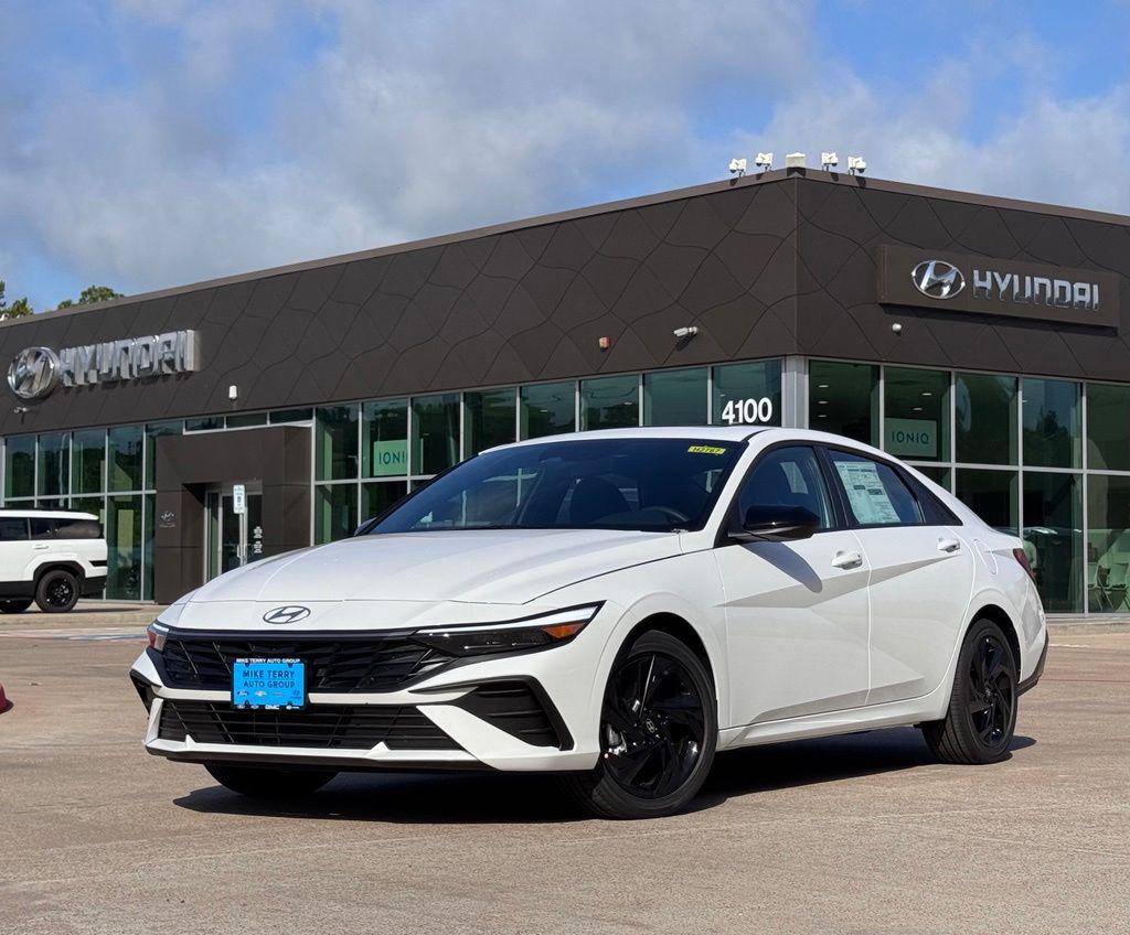 New 2026 Hyundai Elantra SEL Sport