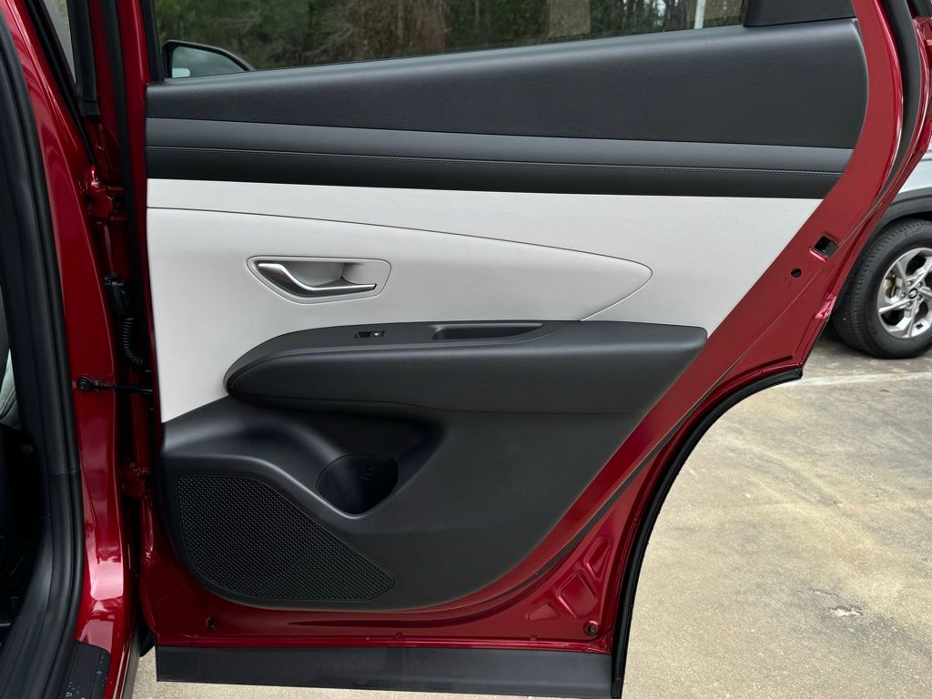 2025 Hyundai Tucson SEL - Photo 20