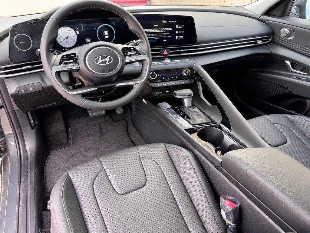 New 2026 Hyundai Elantra Limited Sedan