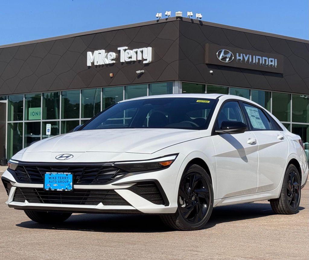 New 2026 Hyundai Elantra SEL Sport