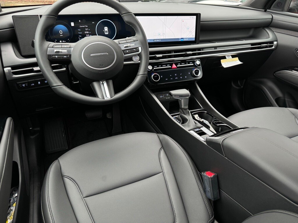 2025 Hyundai Santa Cruz XRT photo 2
