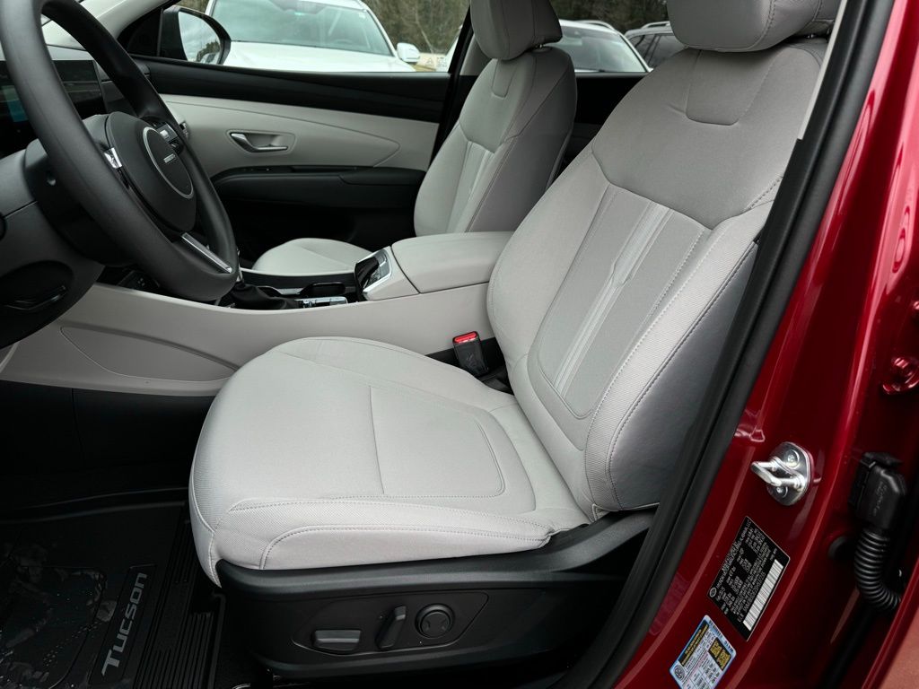 2025 Hyundai Tucson SEL - Photo 8