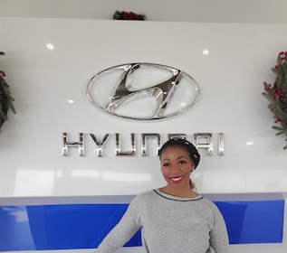 Staff member Mikki Williams from ID_56b69b