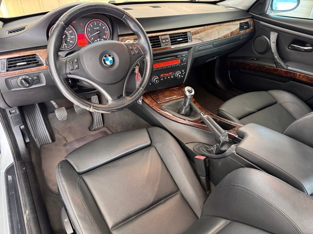 Used 2007 BMW 3 Series 328i with VIN WBAWB33507PU87986 for sale in Silsbee, TX