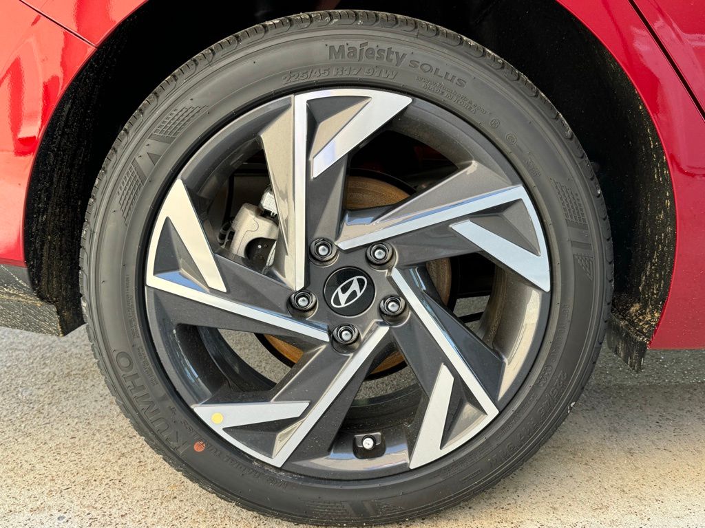 2025 Hyundai Elantra SEL - Photo 22