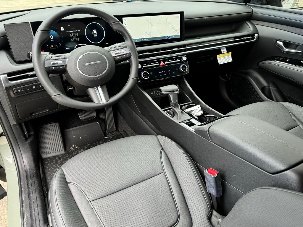 2025 Hyundai Santa Cruz XRT photo 2