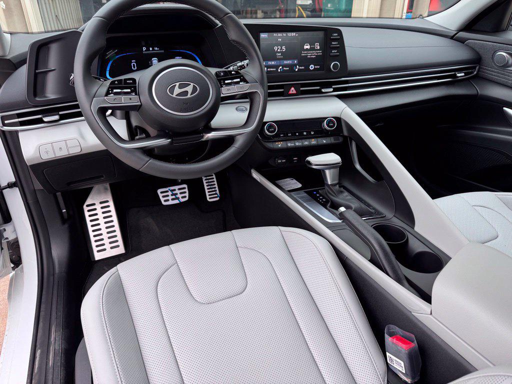 New 2026 Hyundai Elantra SEL Sport Plus Sedan