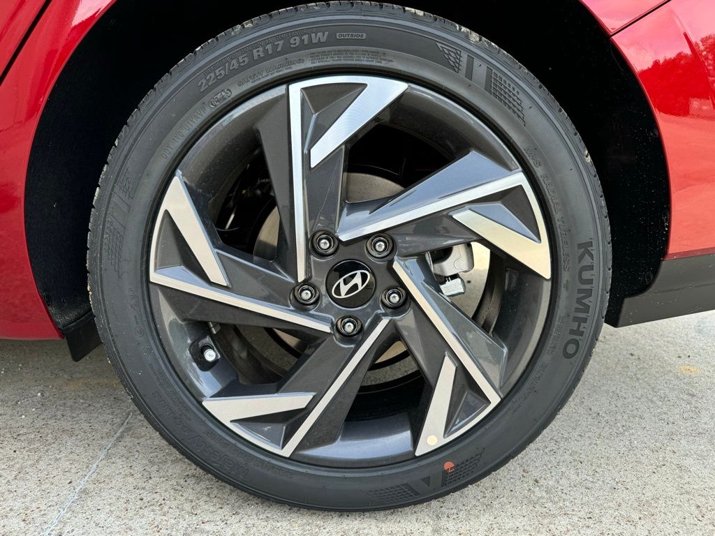 2025 Hyundai Elantra SEL - Photo 22