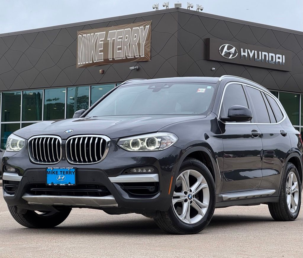 2021 BMW X3 xDrive30i's photo