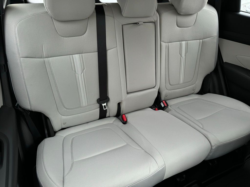 2025 Hyundai Tucson SEL - Photo 19
