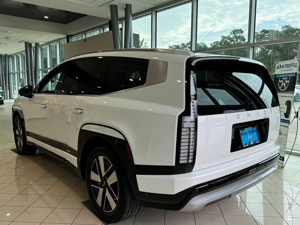 New 2026 Hyundai IONIQ 9 SEL SUV