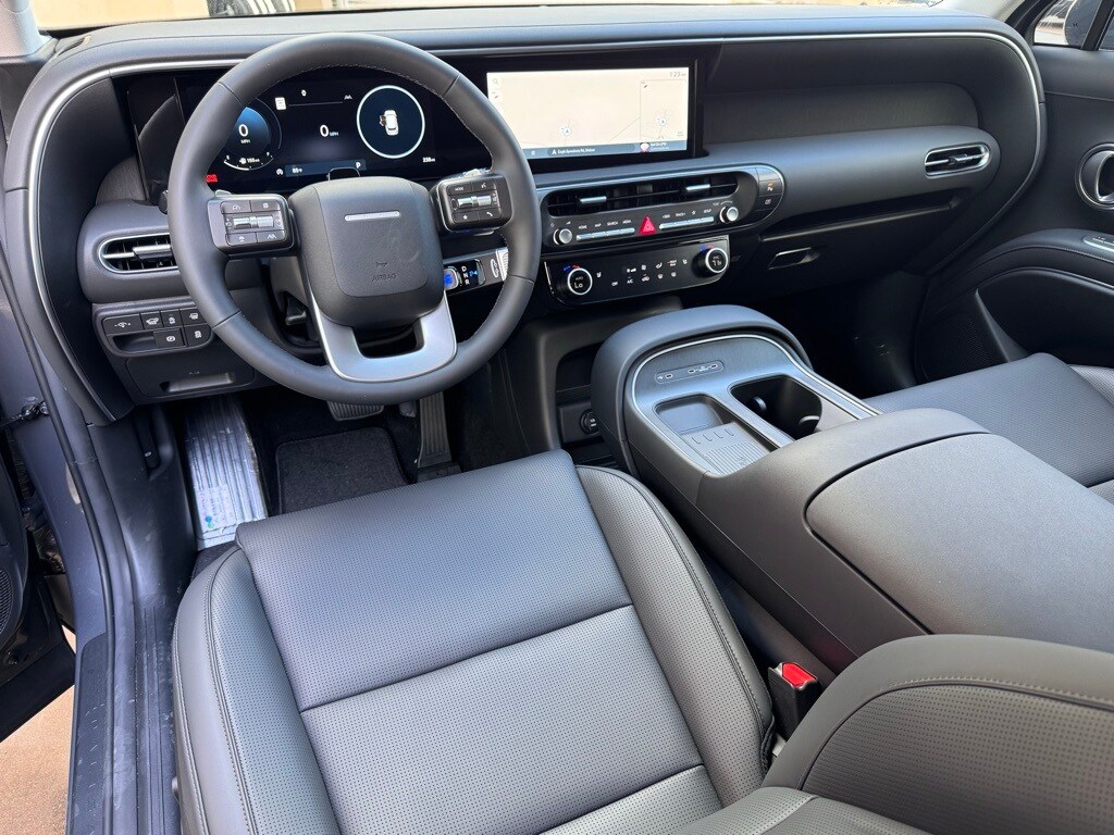 2026 Hyundai Palisade SEL photo 2