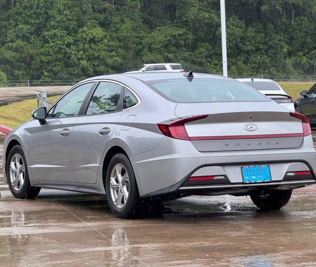 2023 Hyundai Sonata SE - Photo 11